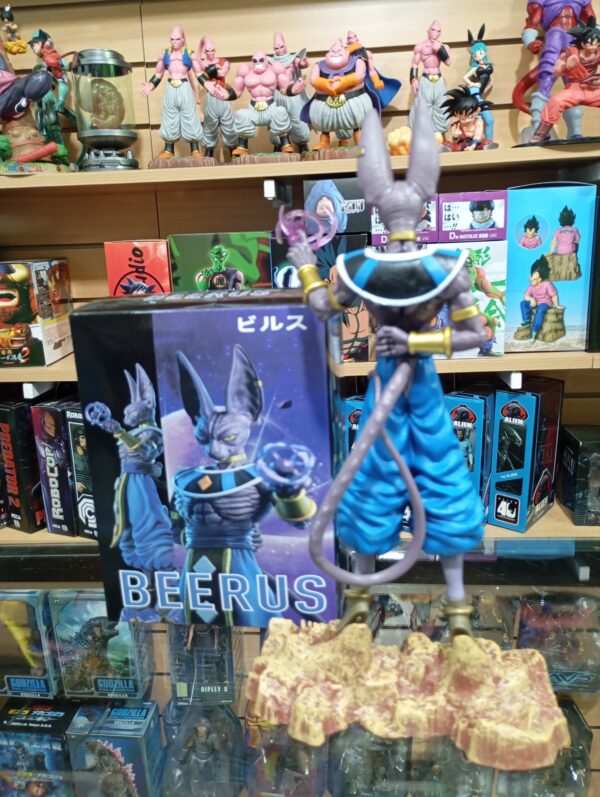 Wiss 70
Dragón Ball Z 
Tamaño:30cm