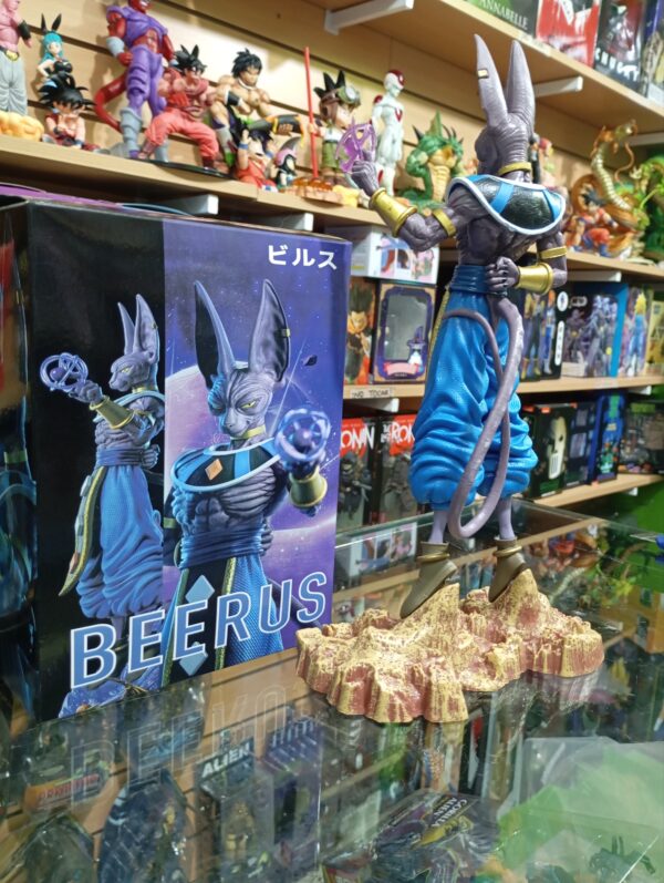 Wiss 70
Dragón Ball Z 
Tamaño:30cm