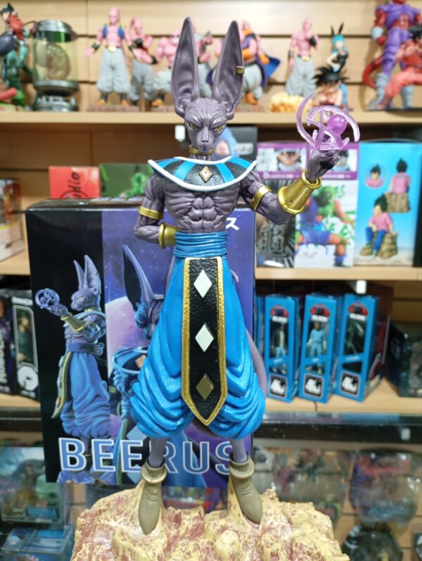 Wiss 70
Dragón Ball Z 
Tamaño:30cm