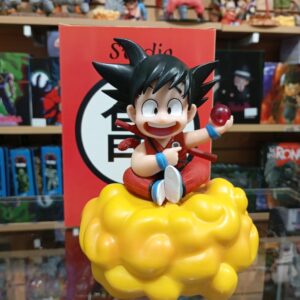 Goku montando su nube y la esfera de 4 estrellas 💫
Dragón Ball Z 100
Tamaño:18cm