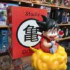 Goku montando su nube y la esfera de 4 estrellas 💫
Dragón Ball Z 100
Tamaño:18cm