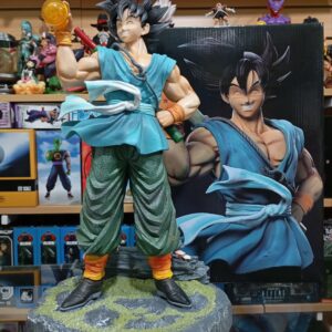 Goku con su Esfera de 4 Estrellas
Dragón Ball Gt 250
Tamaño:41cm