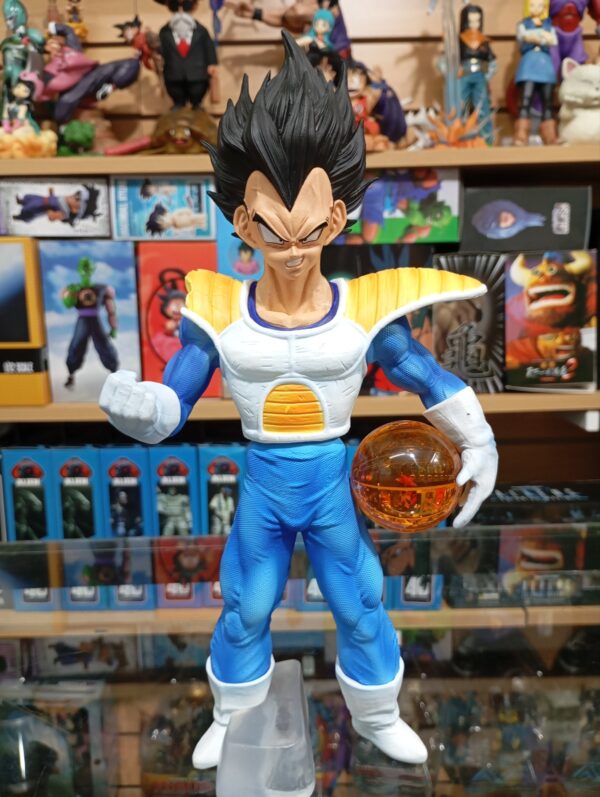 Vegetta&Esfera de 1 Estrella
Dragón Ball Z 100
Tamaño: 29cm