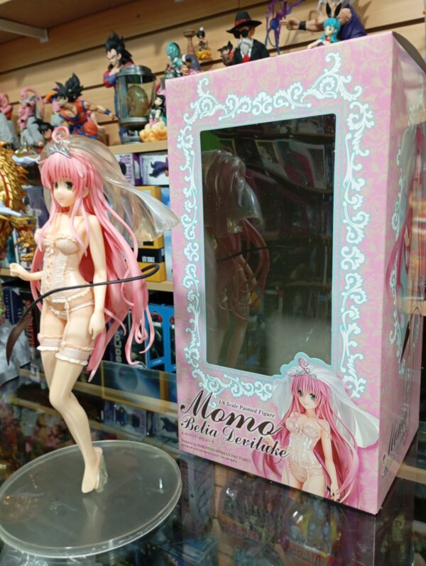 Momo Belia Deviluke
To LOVE RU 200
Tamaño:28cm