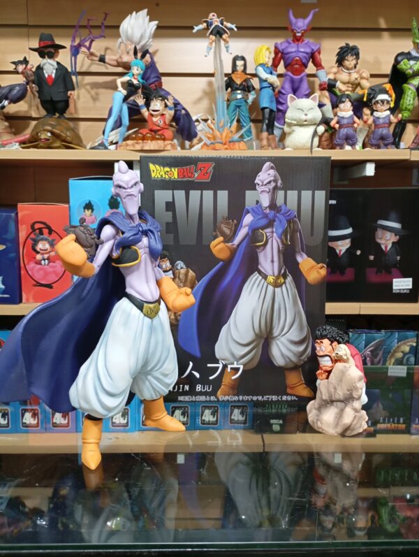 Majin Boo Y Ms. Satan y perro
Dragón Ball Z 265
Tamaño:29cm