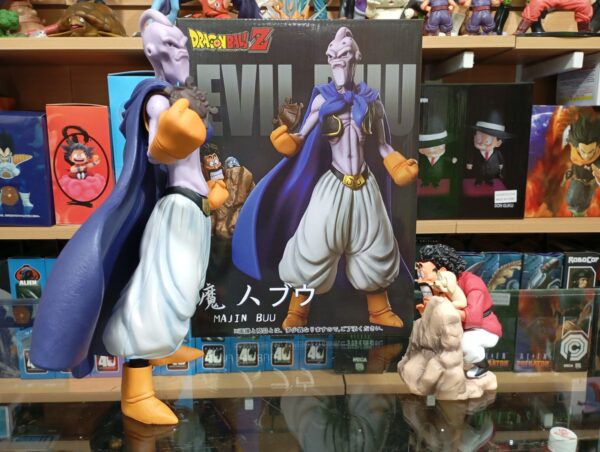 Majin Boo Y Ms. Satan y perro
Dragón Ball Z 265
Tamaño:29cm