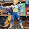 Vegeta con Cabezas intercambiables
Dragón Ball Super 250
Tamaño:30cm
