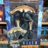 Chrysalis Alien - Alien VS Predador 35 ORIGINAL NECA