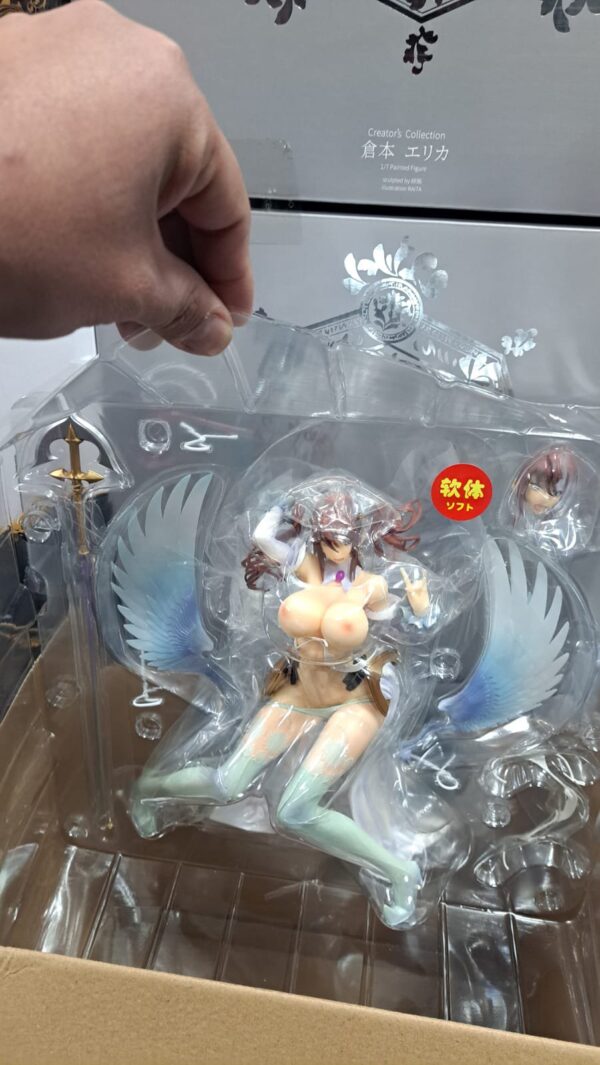 Erika Kuramoto
ángel 300
Tamaño:32cm