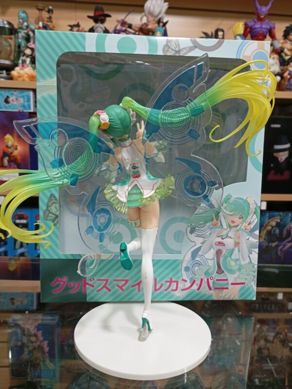 Hatsune Miku Idol Mariposa
Vocaloid 240
Tamaño:24cm