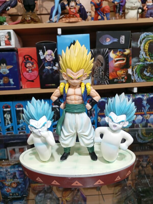 Gotenks
Dragón Ball Z 🐉 200
Tamaño:21cm