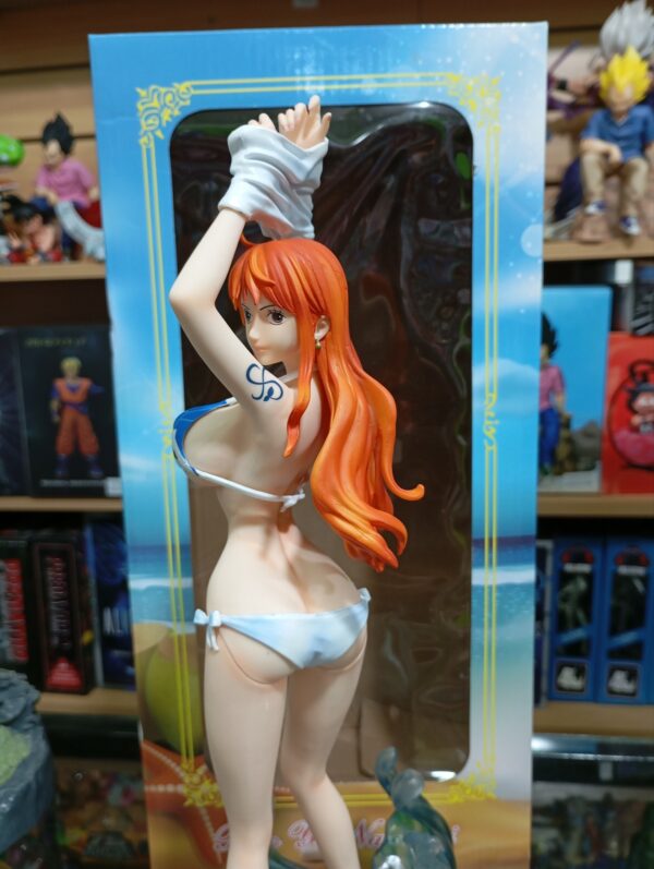 Nami traje de baño Sexi
One Piece 300
Tamaño:35cm