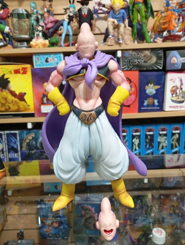 Majin Boo Flaco
Dragón Ball Z 160
Tamaño:26cm