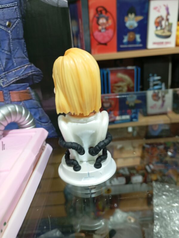 Androide 18 & Krilin
Dragón Ball Z 160
Tamaño:30cm