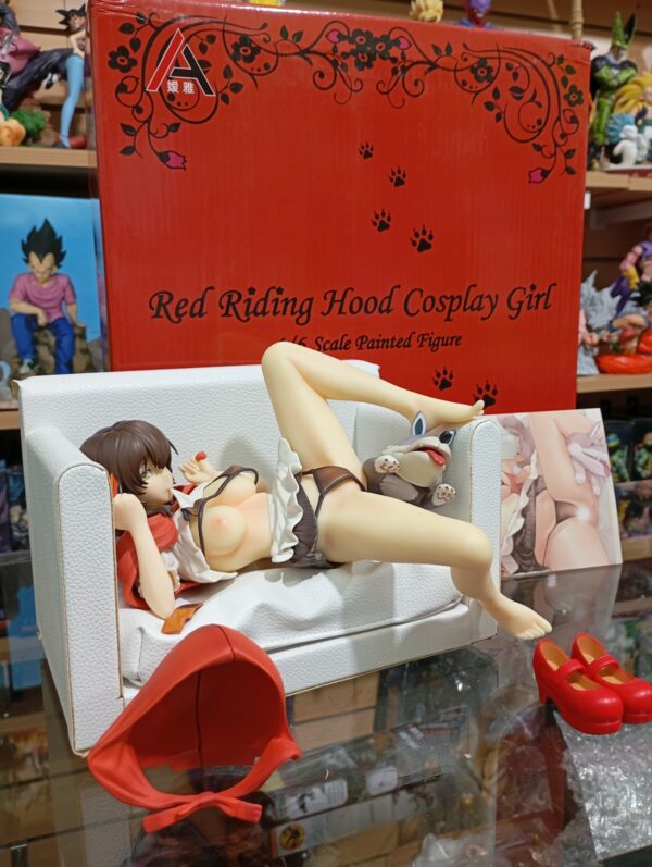 Caperucita Roja Cosplay
Exe 3 420
Tamaño:24 de ancho y 14 de largo