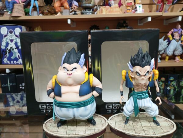 Super Saiyan 3 Gotenks gordo Flaco 140
Dragón Ball Z 
Tamaño:19