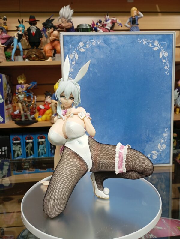 Bunny Jay 410
Chica Conejo Alvina
Tamaño:28cm