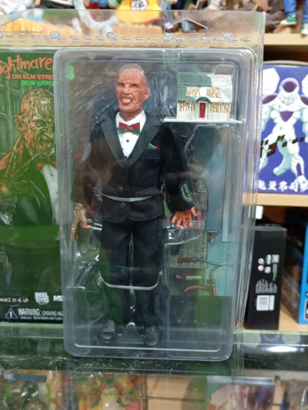 Freddy Krueger Con traje 
A Nightmare On Elm Street 3 Dream Warriors