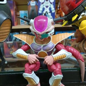 Freezer en su esfera
Dragón Ball Z 
Tamaño:25cm