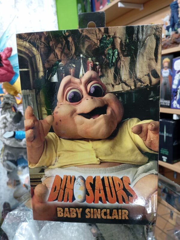 Dinosaurs 41
Baby Sinclair
tamaño:11cm con silla 🪑