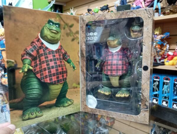 Earl Sinclair 41
Dinosaurs