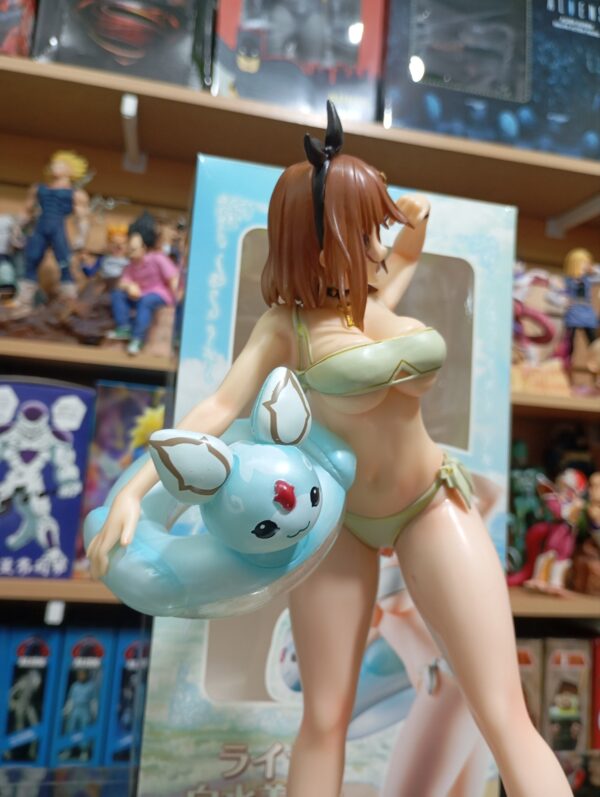 Liza 240
Versión traje de baño blanco
Tamaño:38cm