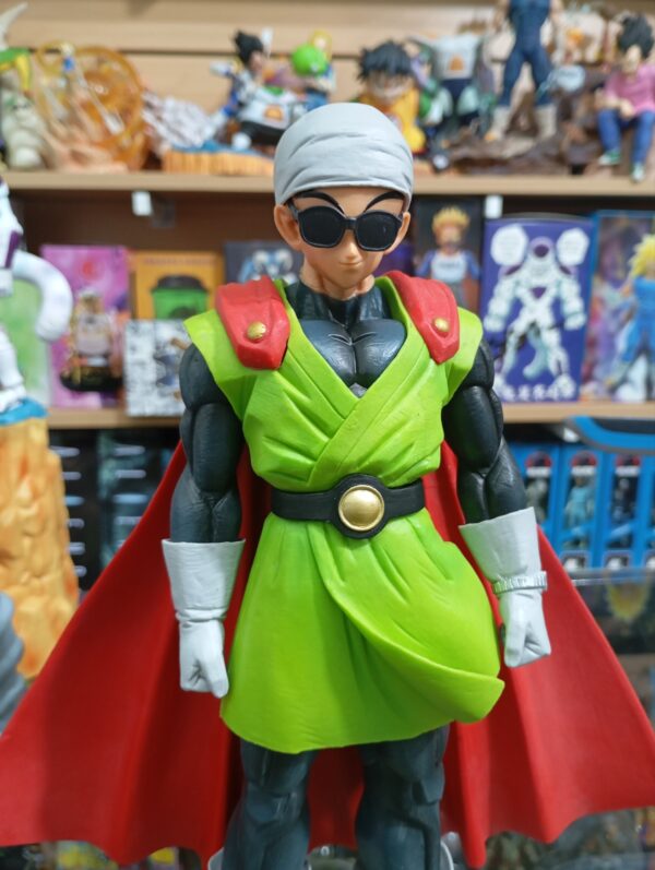 Gohan o Gran Sayaman saiyaman
Dragón Ball 100
Tamaño:26cm