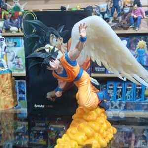 Goku ángel 220
Opening de dragón Ball Z 
Tamaño:30cm