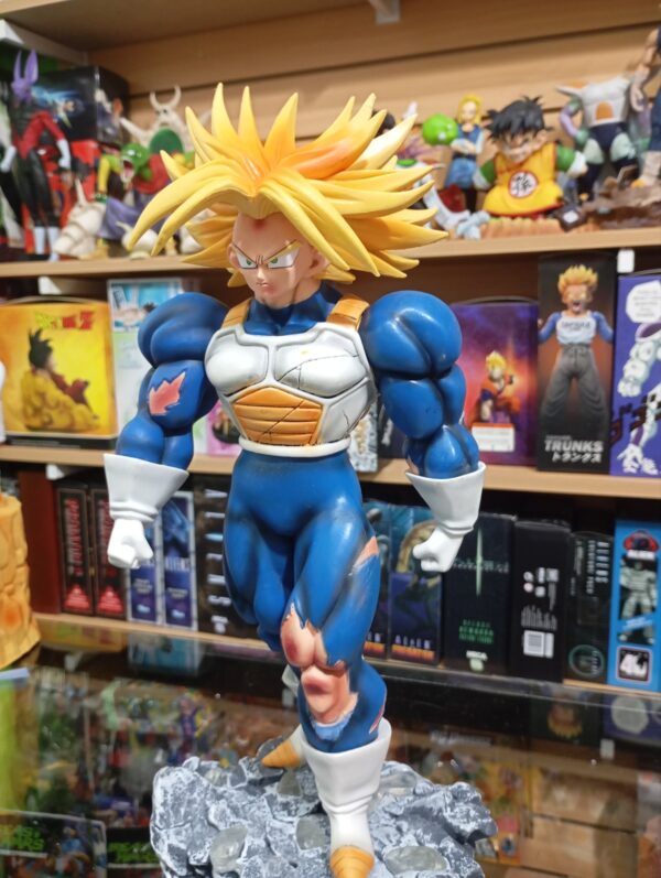 Trunks Super Saiyan 220
Dragón Ball Z
Tamaño:25cm