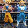 Goku y Vegeta Super Saiyan 330
Dragón Ball Z
Tamaño:33mc.30cm