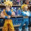 Goku y Vegeta Super Saiyan 330
Dragón Ball Z
Tamaño:33mc.30cm