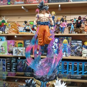 Goku cabeza intercambiables 
Dragón Ball Super 660
Tamaño:52cm