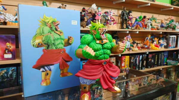 Ozaru Broly 
Dragón Ball 380
Tamaño:37 cm