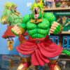 Ozaru Broly 
Dragón Ball 380
Tamaño:37 cm