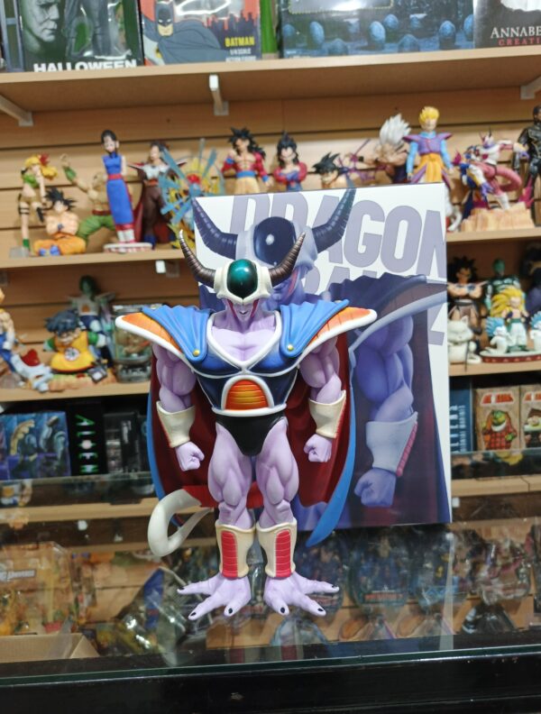 King Cold
Dragón Ball Z 279.12.9
Tamaño:28cm