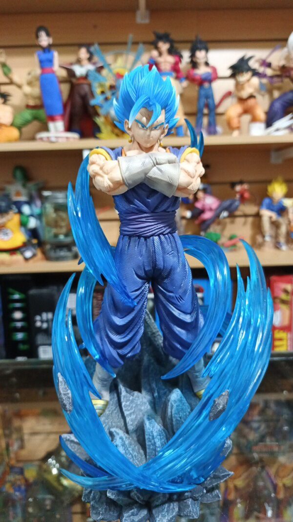 Vegito Blue290
Dragón Ball Super
Tamaño:30cm