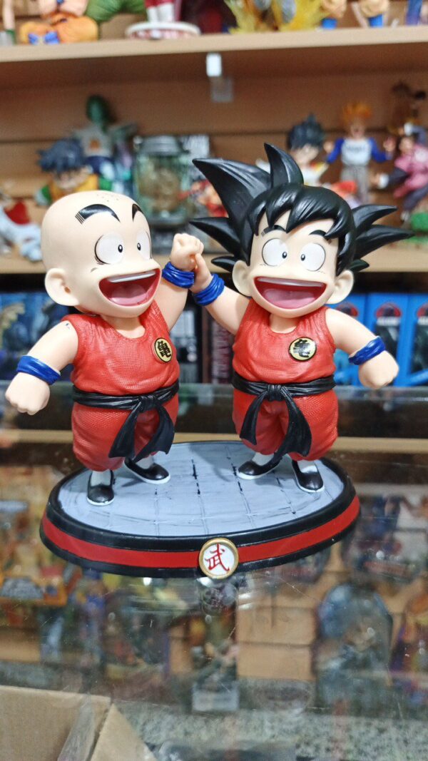 Goku y Krilin chicos
Dragón Ball 
Tamaño:16cm