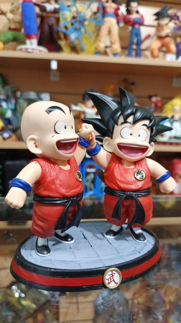 Goku y Krilin chicos
Dragón Ball 
Tamaño:16cm