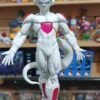 Freezer 
Dragón Ball 
Tamaño:26cm