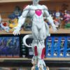 Freezer 
Dragón Ball 
Tamaño:26cm