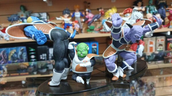 Las Fuerzas Especiales Giniu
Dragón Ball Z
Tamaño:16cm aproximadamente