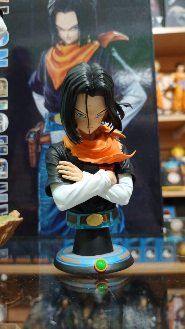androide 17 cabeza intercambiables 295
tamaño:29cm
Dragón Ball Z