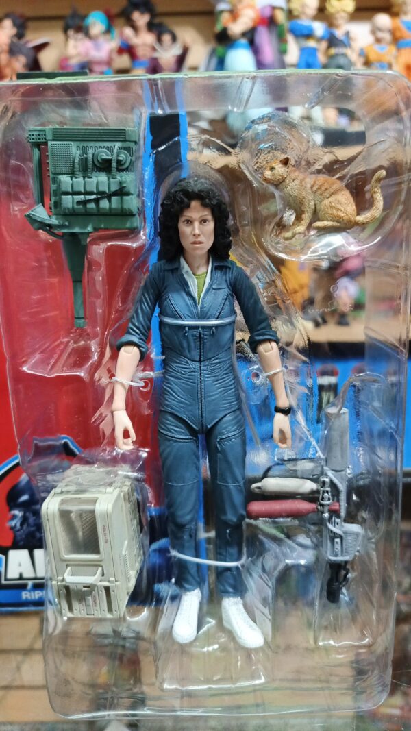 Ripley
Alien 40 aniversario 
Tamaño:18cm