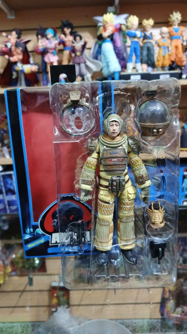 Kane 
Alien 40 aniversario 
Tamaño:19cm