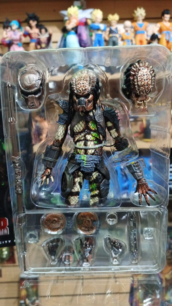 Battle Damaged
 City Hunter
Tamaño:22cm