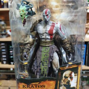 Kratos con la Cabeza de medusa 195
God Of War
