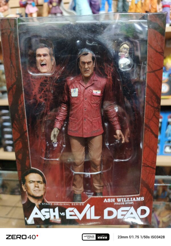 Ash Williams
Ash VS Evil Dead