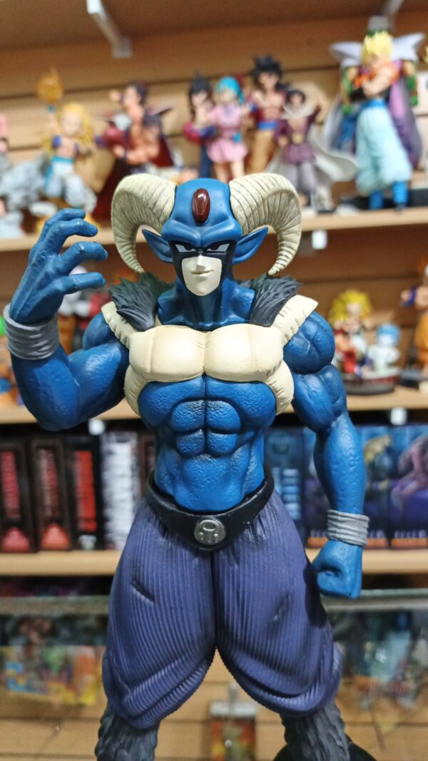 Moro 200
Dragón Ball 
Tamaño:28cm