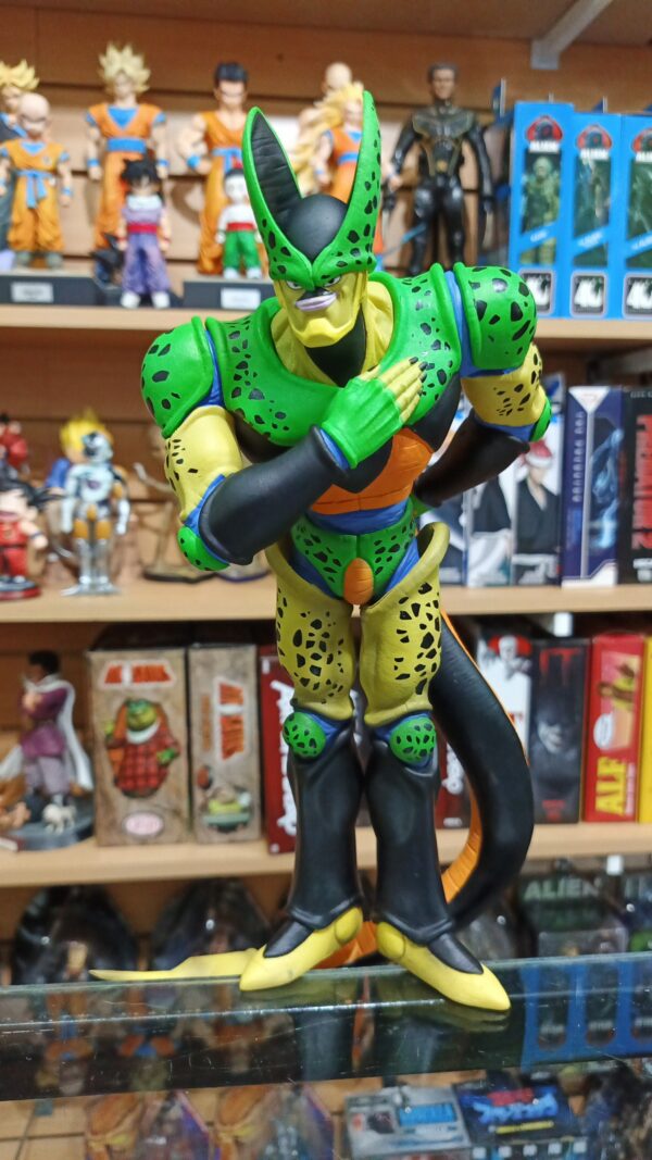 Cell imperfecto 
Dragón Ball Z 297
Tamaño:29cm