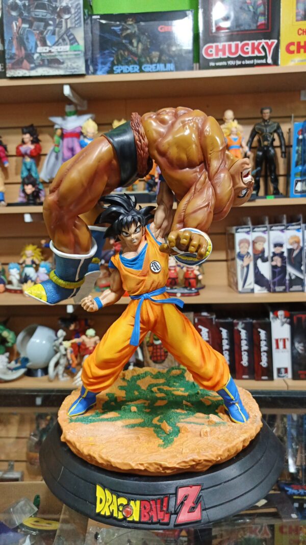 Goku VS Napa
Dragón Ball Z 901
Tamaño:42cm